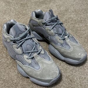 Yeezy 500